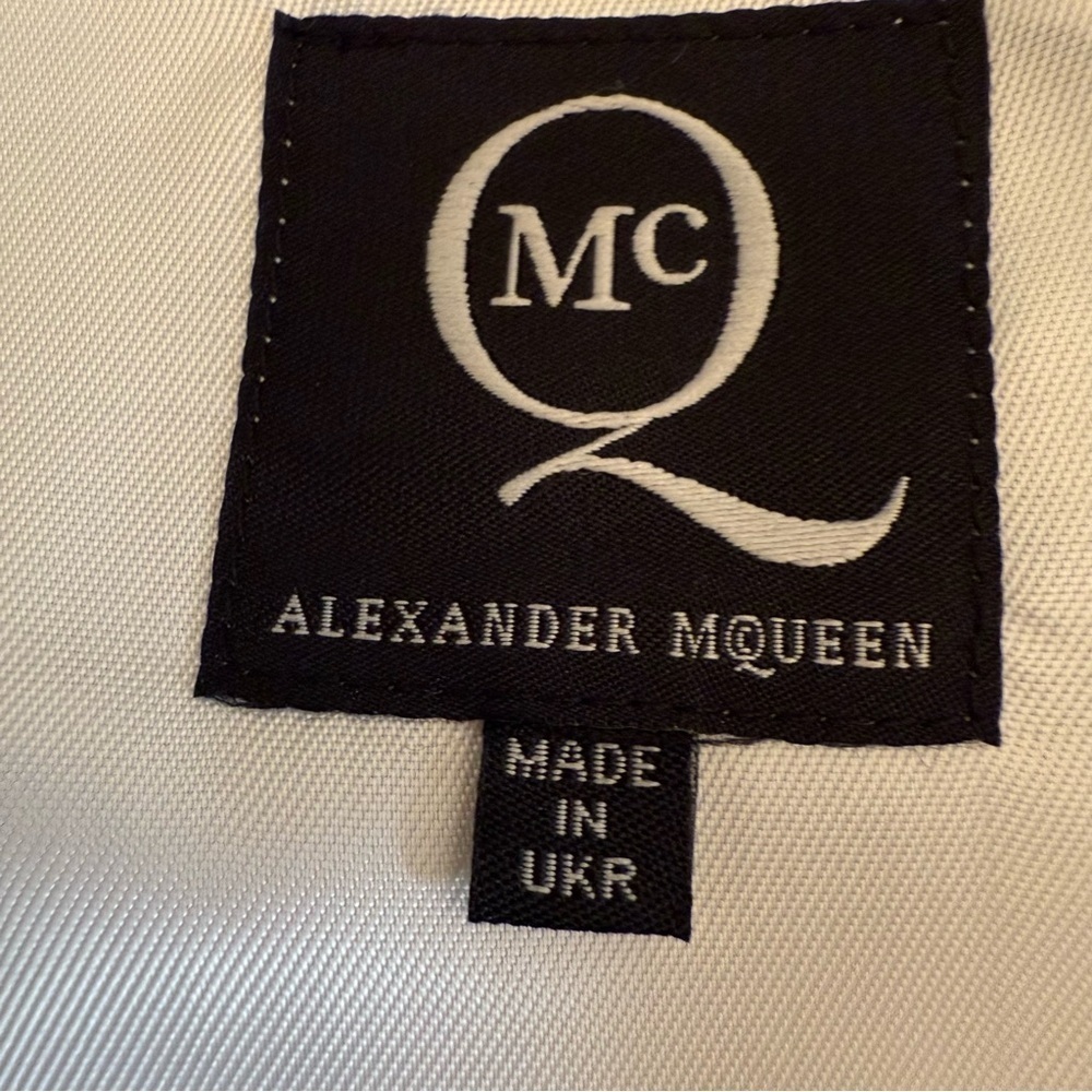 Alexander McQueen IT42 Sleeveless Peplum Mini Dress • Black White Floral Print 6 - Picture 2 of 14